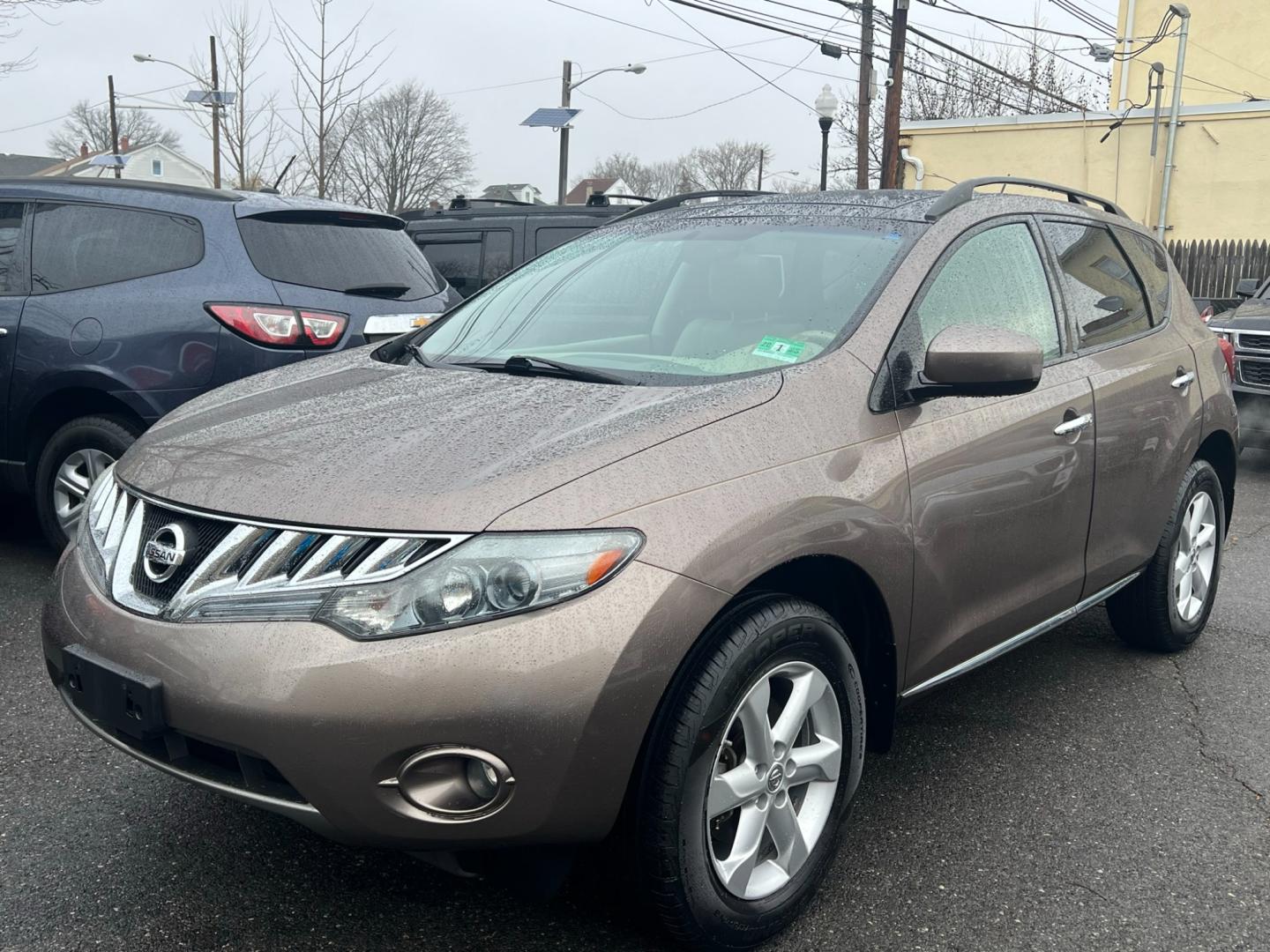 2010 Beige /Tan Leather Nissan Murano LE AWD (JN8AZ1MW1AW) with an 3.5L V6 DOHC 24V engine, CVT transmission, located at 1018 Brunswick Ave, Trenton, NJ, 08638, (609) 989-0900, 40.240086, -74.748085 - Photo#12